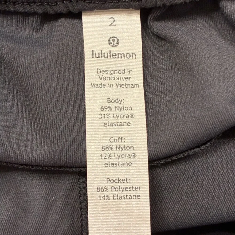 LULULEMON Stretch High-Rise Jogger Full Length Black 365 Camo Deep Coal Multi 2